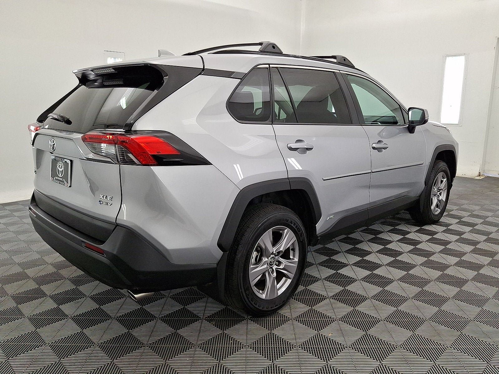 Certified 2025 Toyota RAV4 XLE w/ Convenience Package AWD/4WD image 16