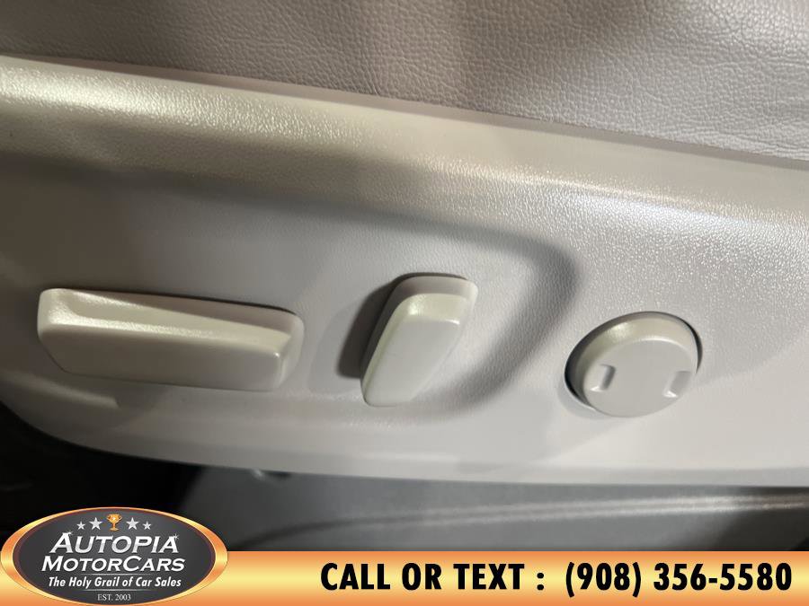 Used 2019 Toyota Sienna XLE image 37