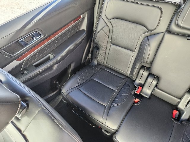 Certified 2019 Ford Explorer Platinum AWD/4WD image 15