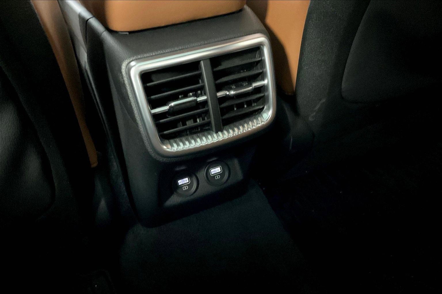 Used 2024 Kia K5 GT image 10