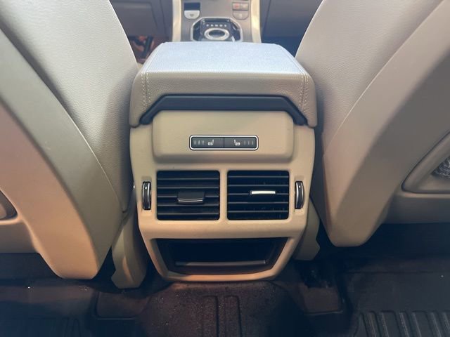 Used 2016 Land Rover Range Rover Evoque SE AWD/4WD image 19