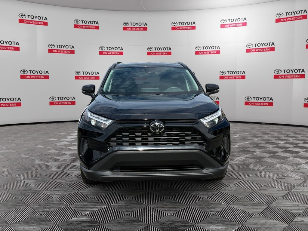 Used 2025 Toyota RAV4 LE AWD/4WD image 2