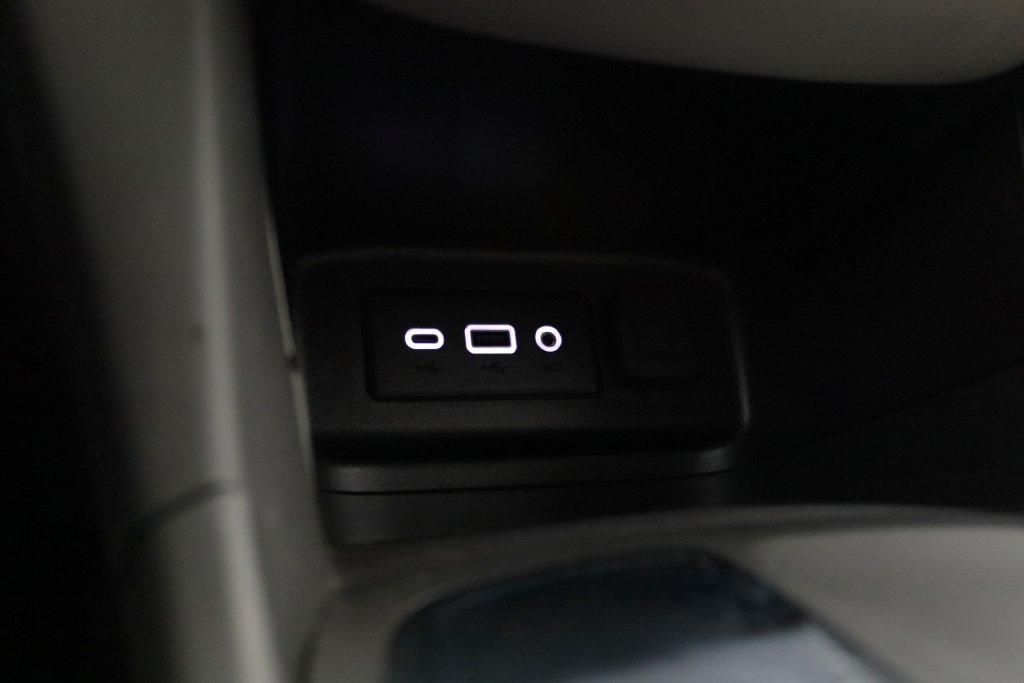 Used 2024 Chevrolet Equinox LS w/ LS Convenience Package FWD image 24