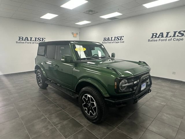 Used 2023 Ford Bronco Outer Banks AWD/4WD image 9