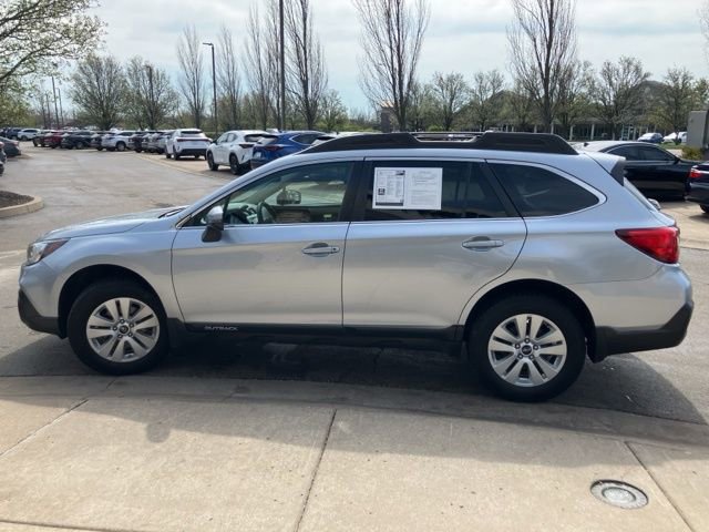 Used 2018 Subaru Outback 2.5i Premium image 6