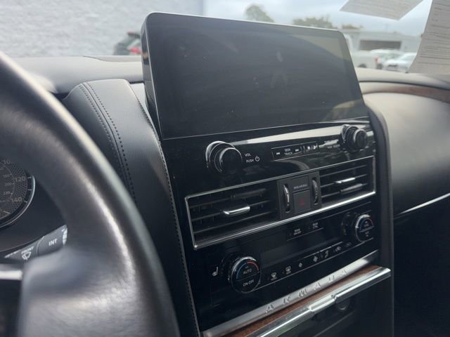 Used 2024 Nissan Armada SL w/ Captain's Chairs Package image 13