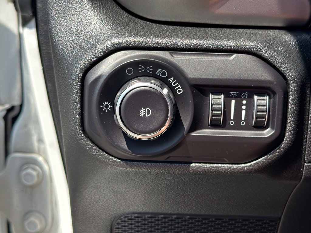 Used 2018 Jeep Wrangler Unlimited Sport S AWD/4WD image 36