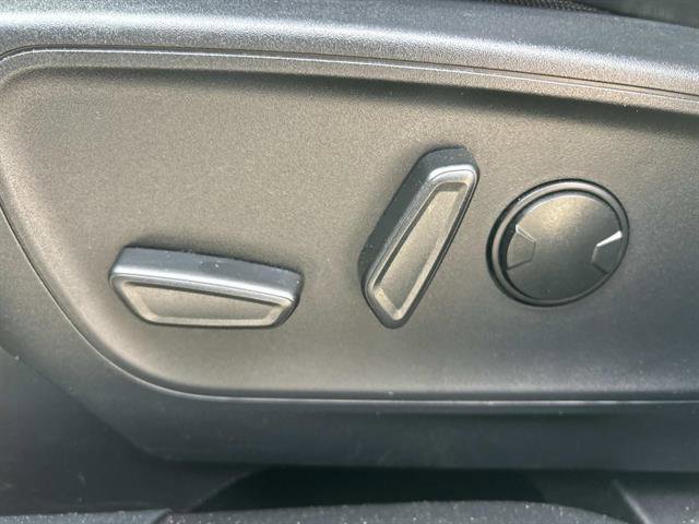 Used 2025 Ford Escape ST-Line image 23