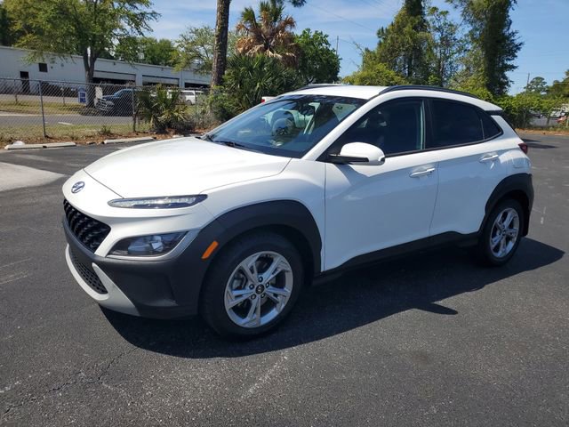 Used 2023 Hyundai Kona SEL w/ Cargo Package AWD/4WD image 3