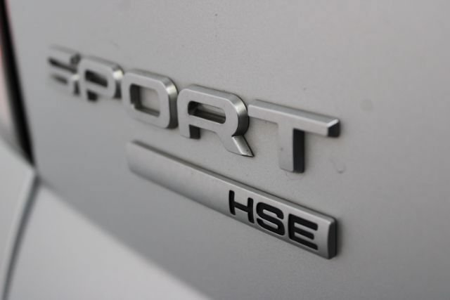 Used 2015 Land Rover Range Rover Sport HSE AWD/4WD image 6
