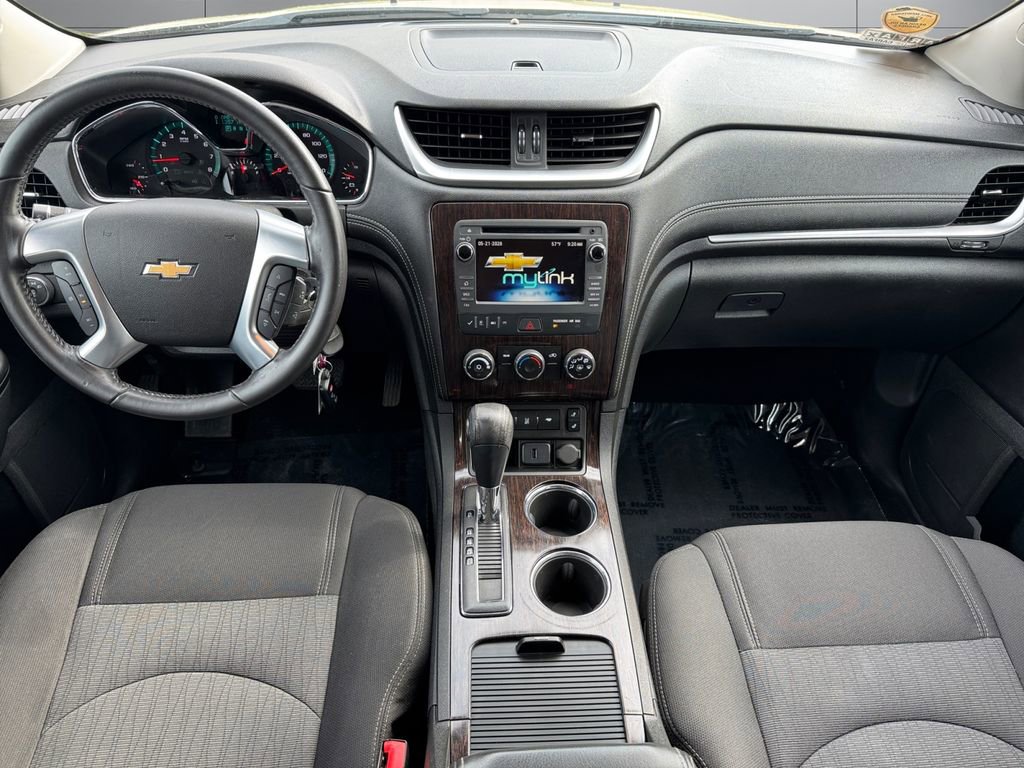 Used 2016 Chevrolet Traverse LT w/ Style and Technology Package AWD/4WD image 12