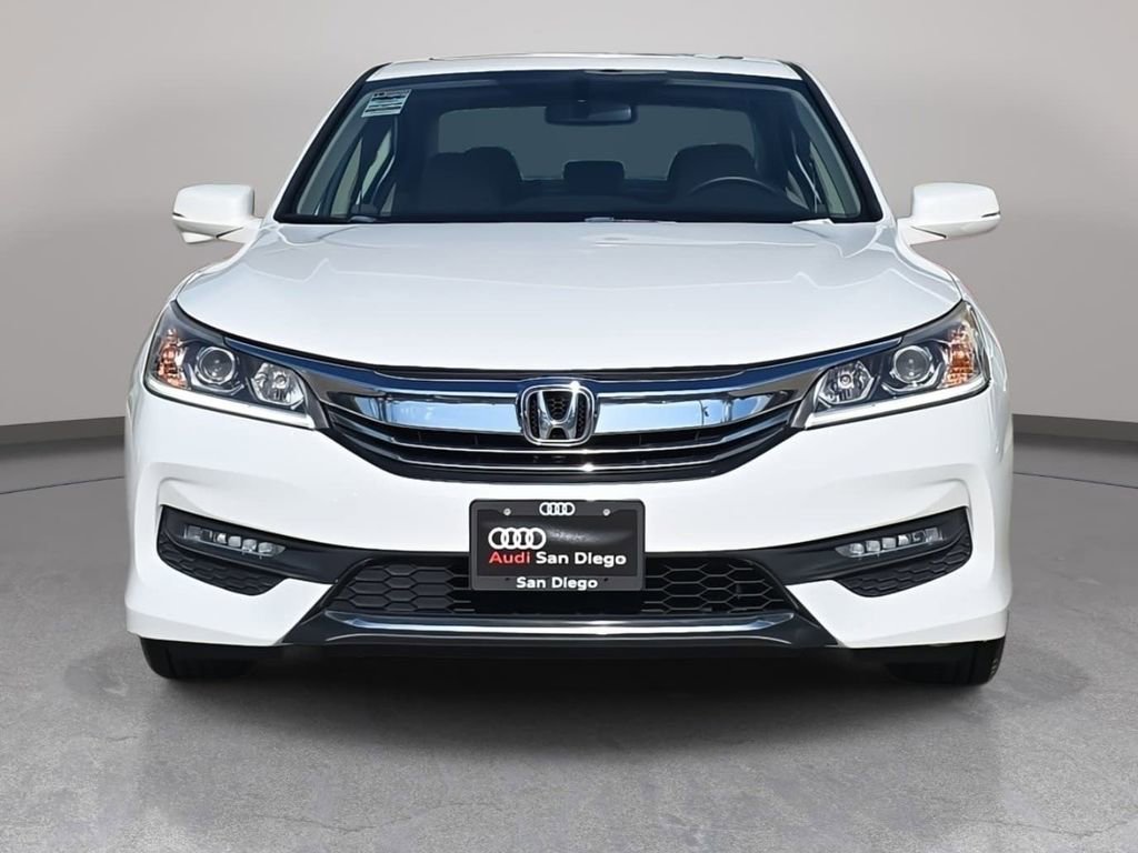 Used 2016 Honda Accord EX image 3