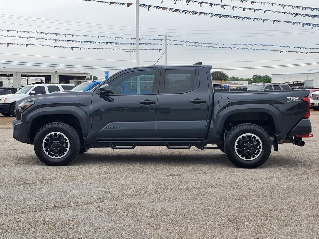 Used 2024 Toyota Tacoma TRD Off-Road AWD/4WD image 6