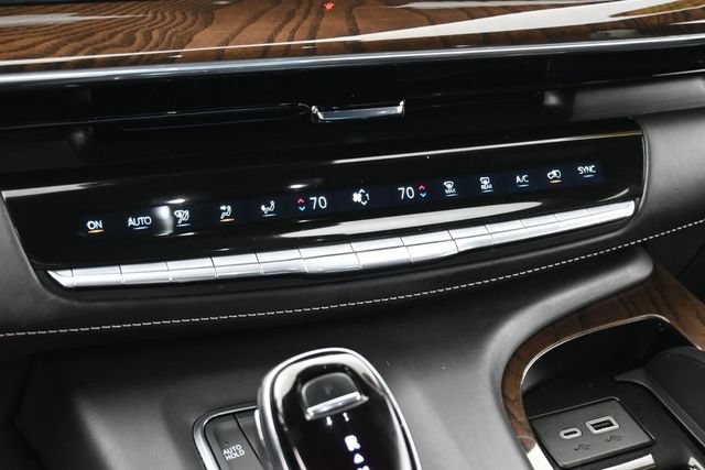 Used 2024 Cadillac Escalade Sport Platinum w/ LPO, Floor Liner Package AWD/4WD image 29