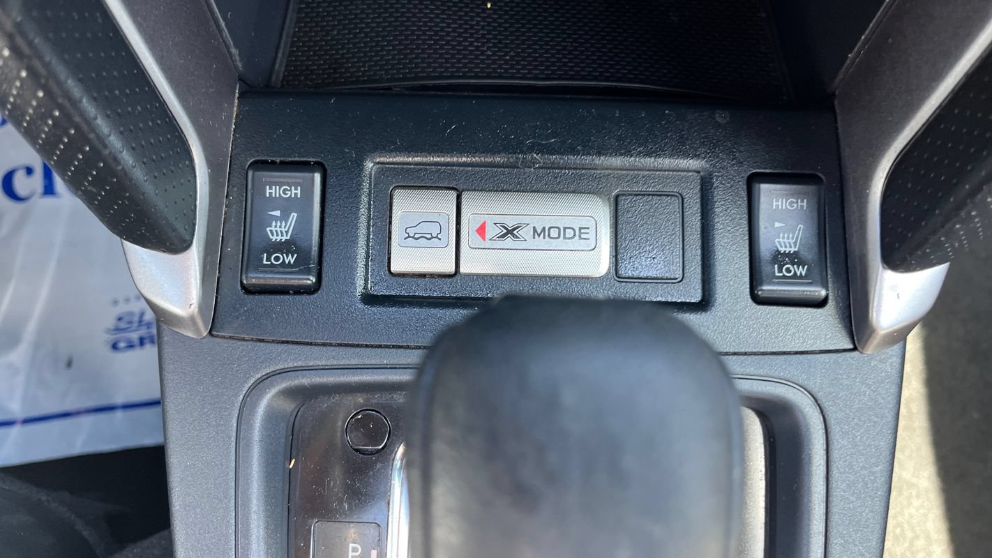 Used 2017 Subaru Forester 2.5i Touring AWD/4WD image 19