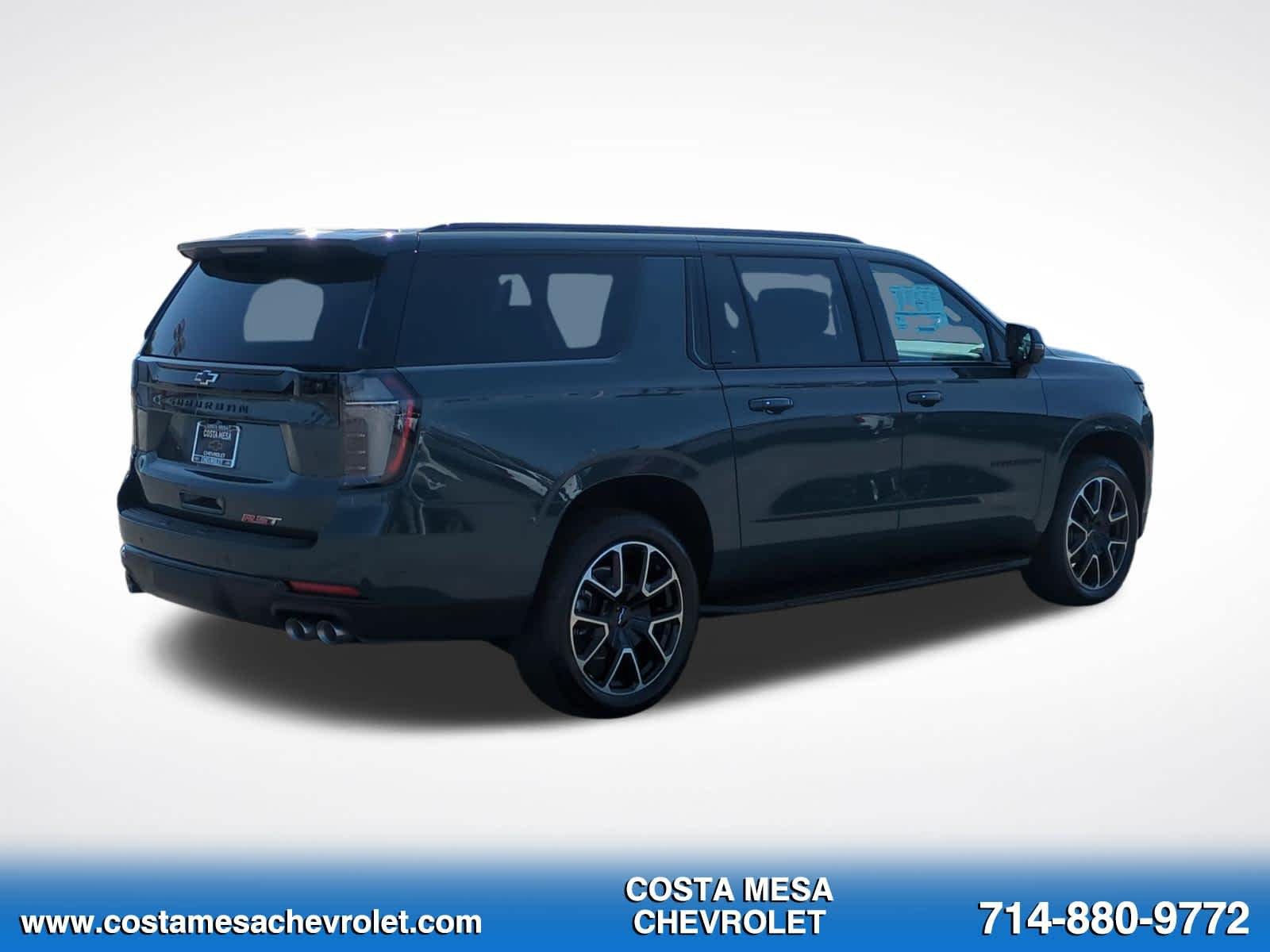 New 2026 Chevrolet Suburban RST w/ RST Capability Package AWD/4WD image 5