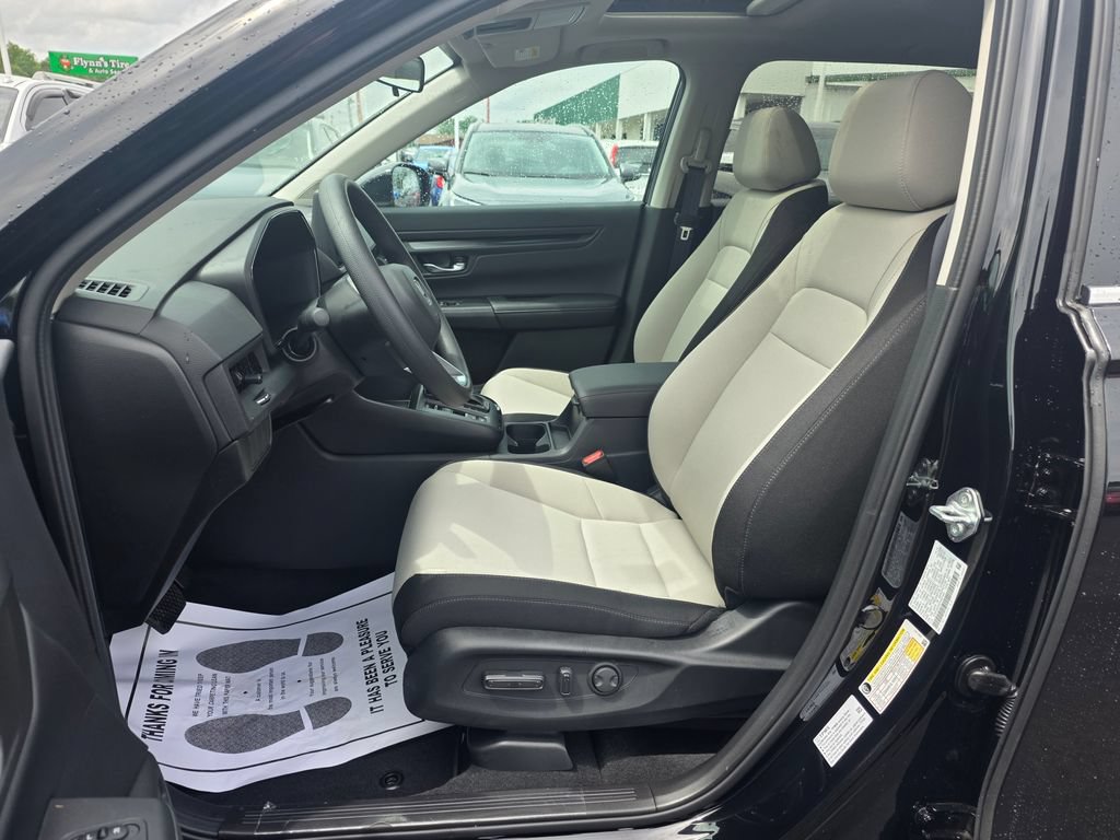 Used 2026 Honda CR-V EX image 9