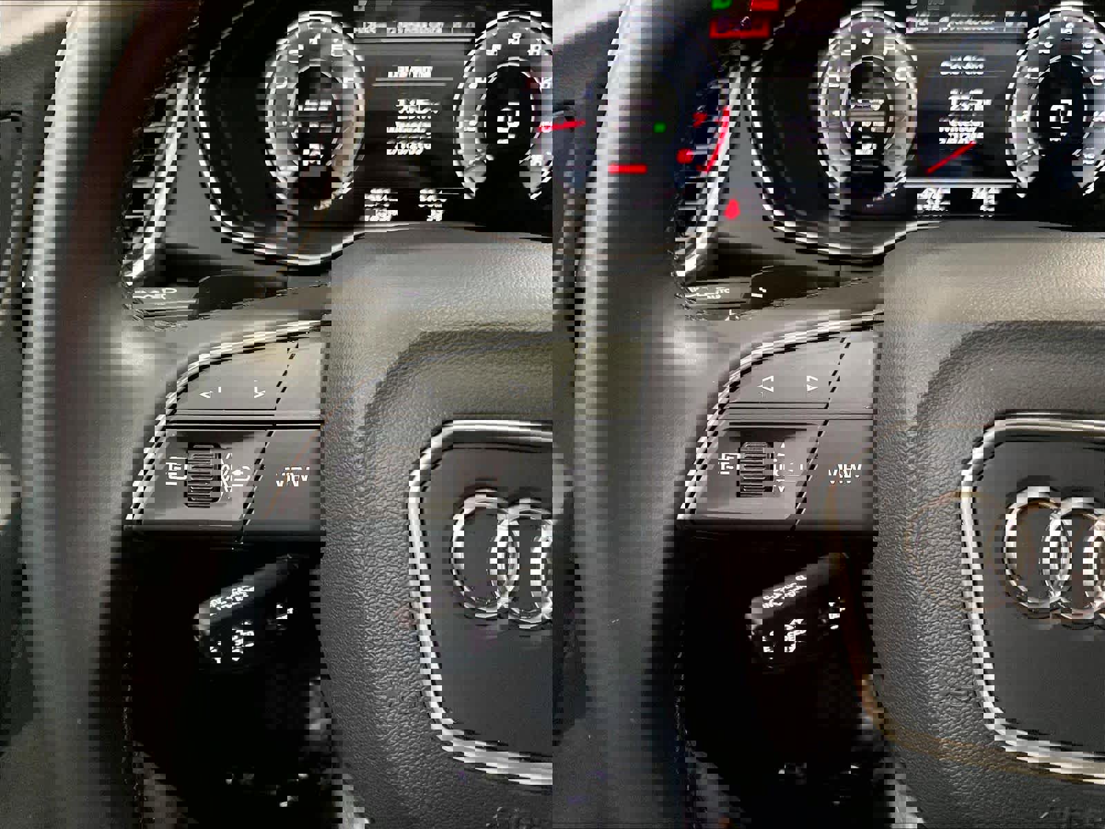 Certified 2023 Audi Q5 2.0T Premium Plus w/ Premium Plus Package image 18