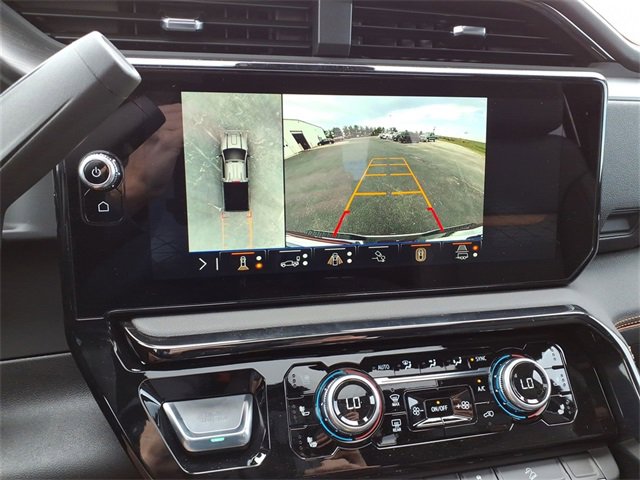 New 2026 GMC Sierra 2500 AT4 w/ AT4 Premium Plus Package image 15