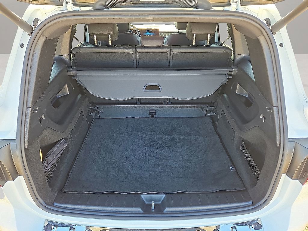 Used 2022 Mercedes-Benz GLB 250 w/ Premium Package Lite image 14