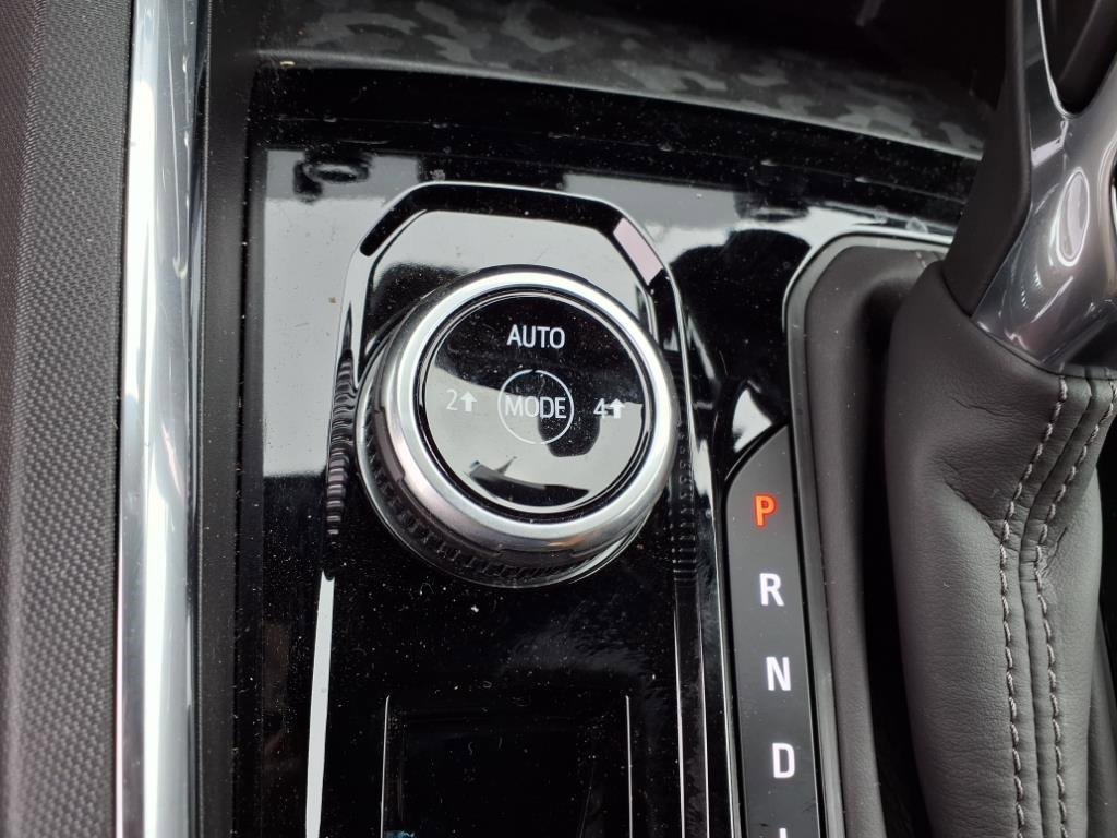 Used 2024 GMC Canyon Elevation w/ Convenience Package image 40