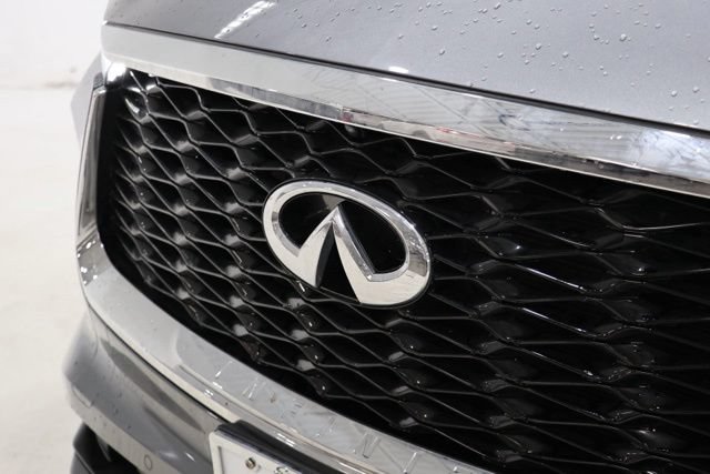 Used 2023 INFINITI QX60 Sensory AWD/4WD image 10