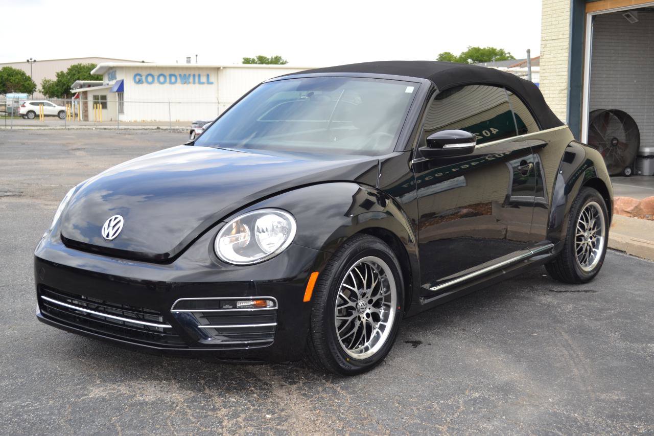 Used 2019 Volkswagen Beetle 2.0T S FWD image 42