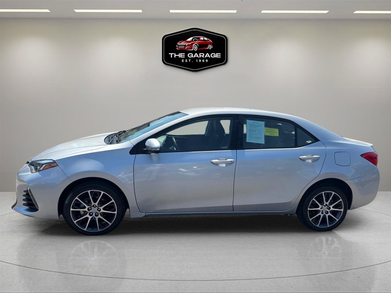 Used 2017 Toyota Corolla SE 50th Anniversary FWD image 2