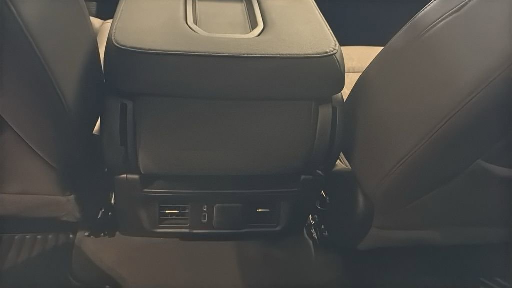 Used 2022 GMC Sierra 1500 Elevation image 21