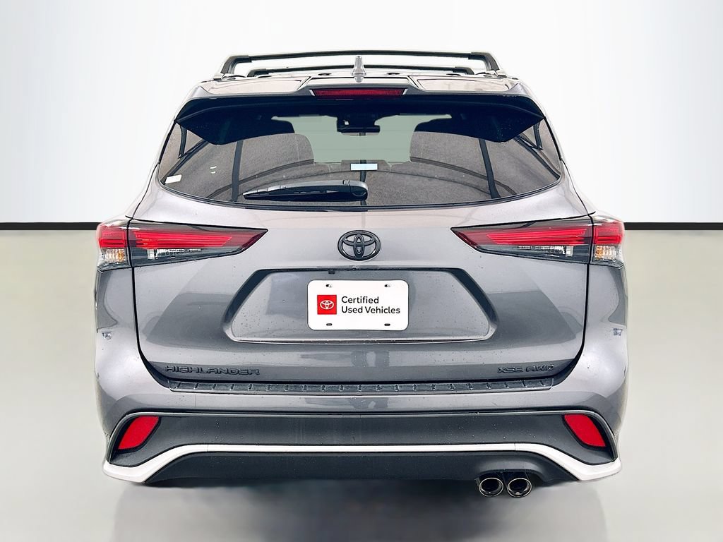 Used 2025 Toyota Highlander XSE AWD/4WD image 5