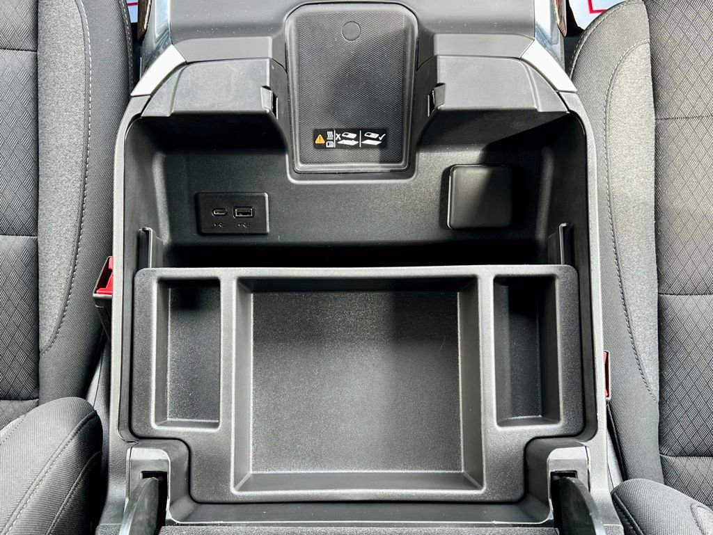 Used 2025 GMC Sierra 1500 Elevation w/ Preferred Package image 38