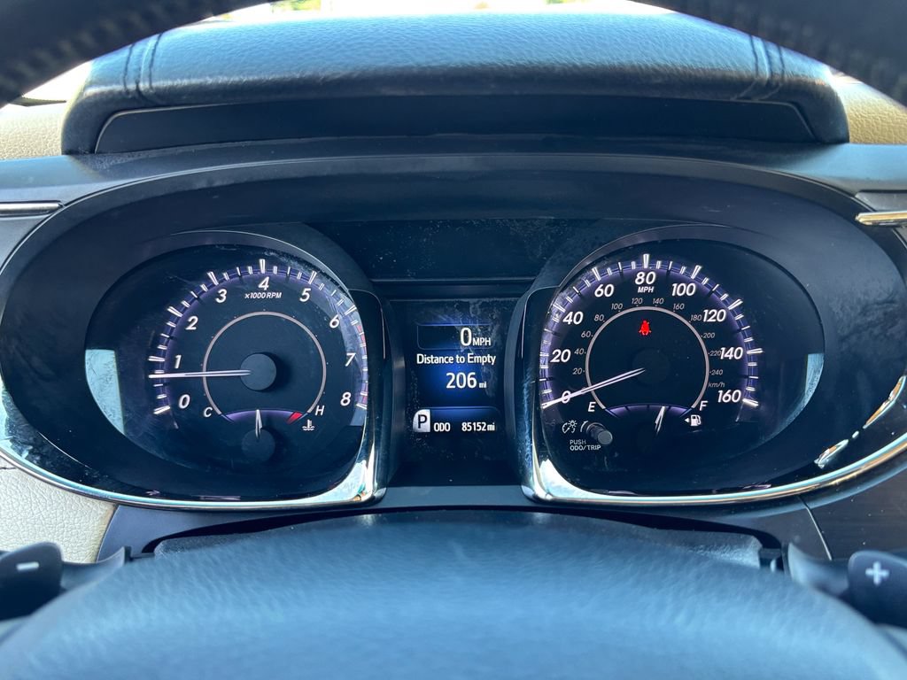 Used 2013 Toyota Avalon Limited FWD image 36