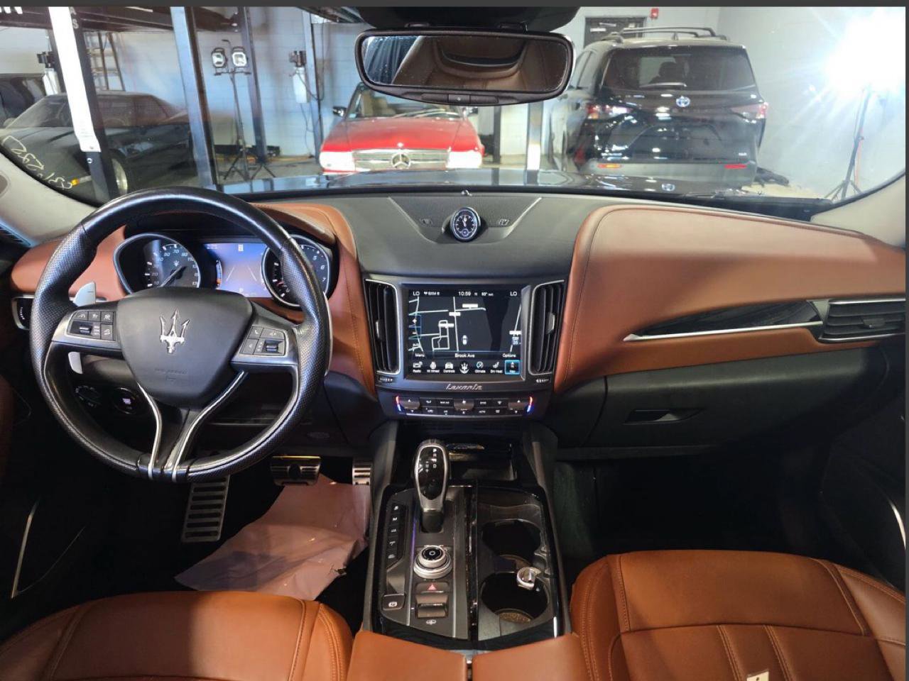Used 2018 Maserati Levante S GranSport AWD/4WD image 11