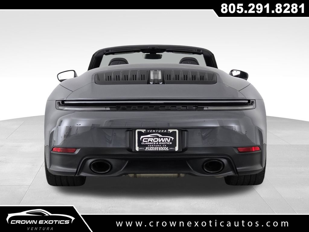 Used 2025 Porsche 911 Carrera w/ Premium Package RWD image 11