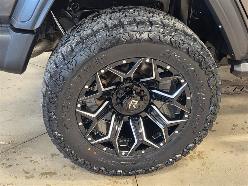 Used 2022 Jeep Wrangler Unlimited Sport AWD/4WD image 18
