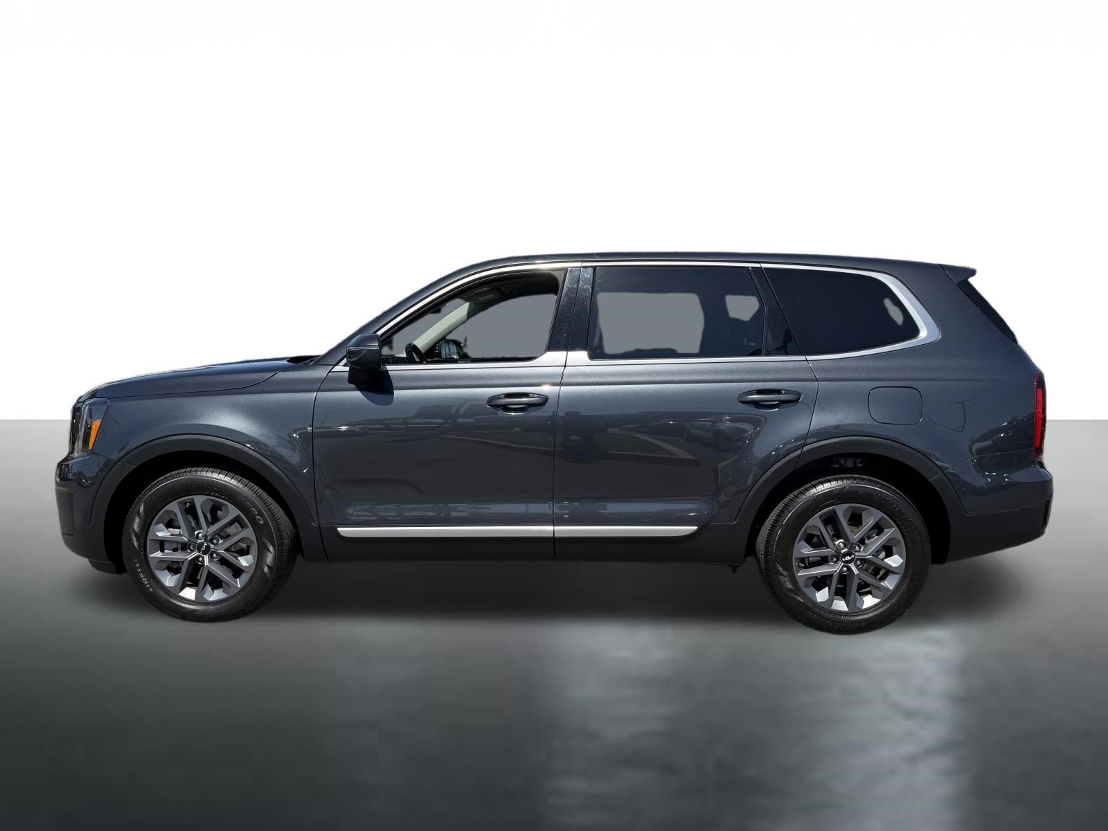 Certified 2024 Kia Telluride LX FWD image 5