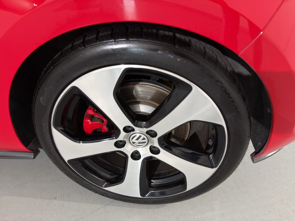 Used 2016 Volkswagen GTI SE image 6