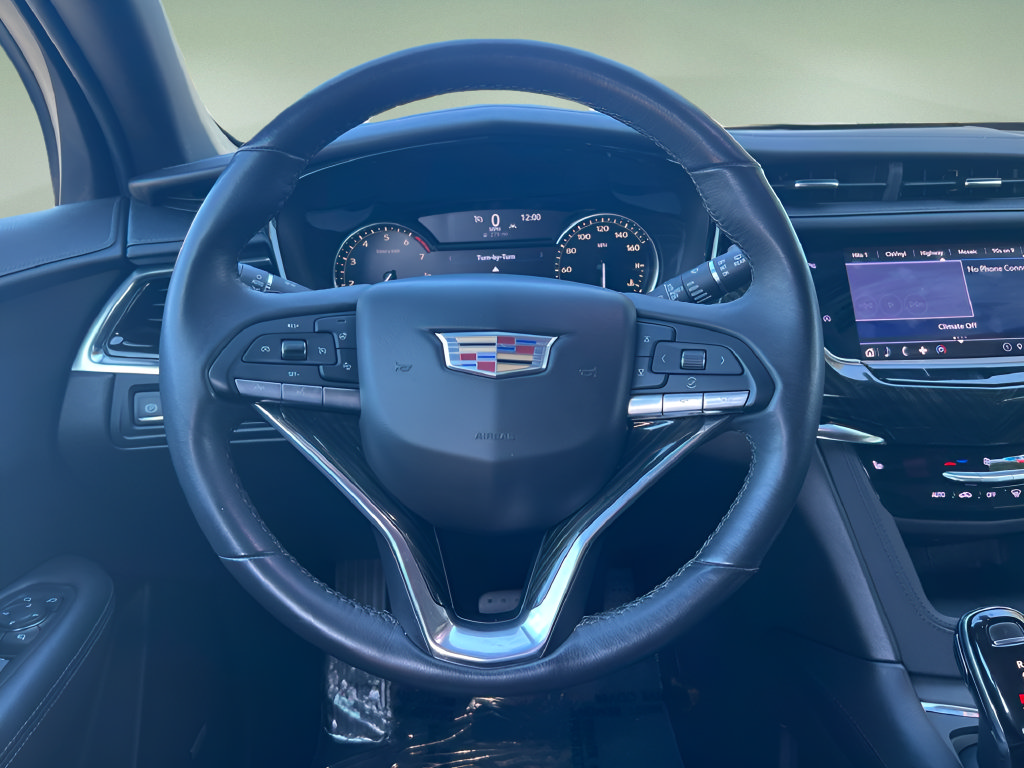 Used 2020 Cadillac XT6 Premium Luxury FWD image 19