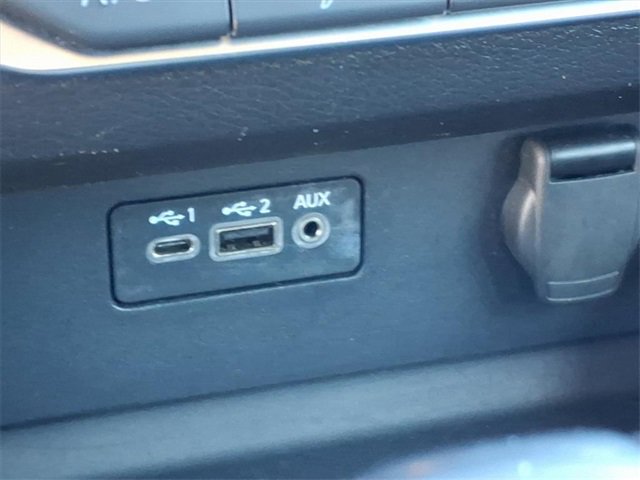 Used 2024 Nissan Altima 2.5 SV image 10