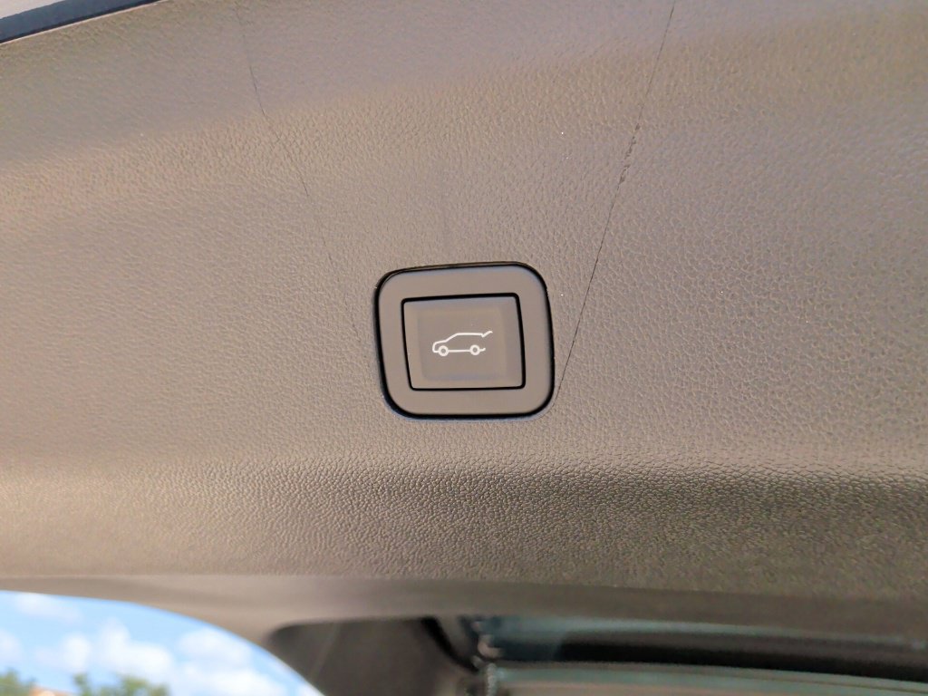 New 2026 GMC Yukon Denali Ultimate AWD/4WD image 44