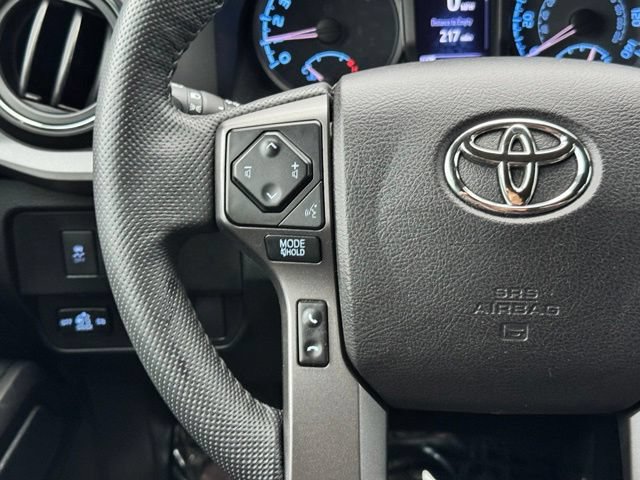 Used 2021 Toyota Tacoma TRD Sport AWD/4WD image 23
