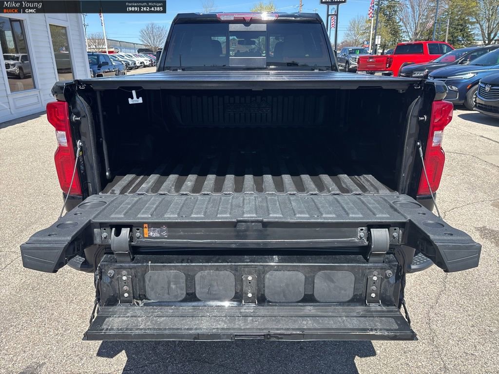 Used 2022 Chevrolet Silverado 3500 High Country AWD/4WD image 10