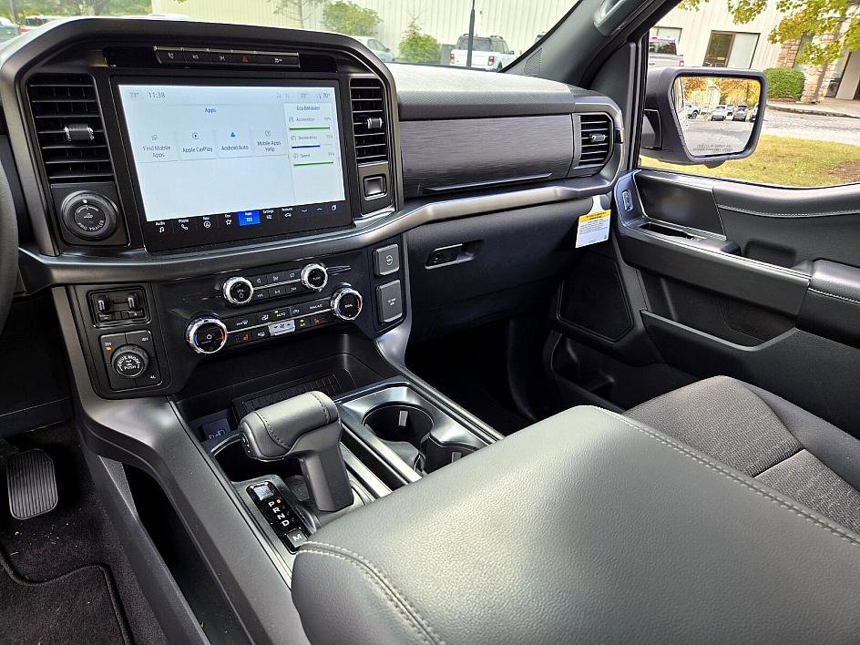 New 2024 Ford F150 XLT w/ Equipment Group 302A MID image 20