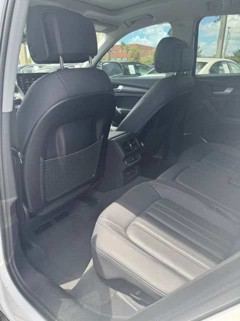 Used 2023 Audi Q5 2.0T Premium w/ Convenience Package AWD/4WD image 8