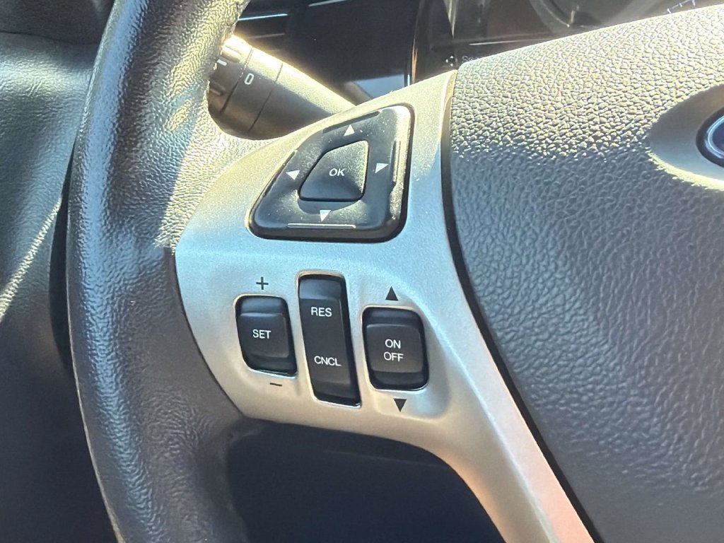 Used 2019 Ford Taurus Limited FWD image 30