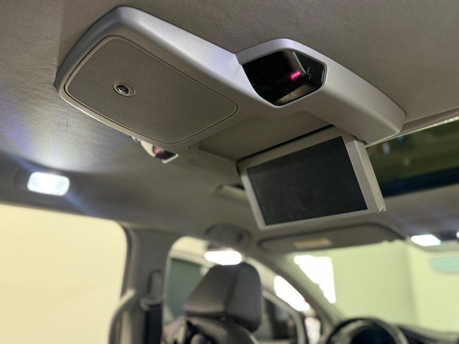 Used 2018 Honda Odyssey Touring image 53