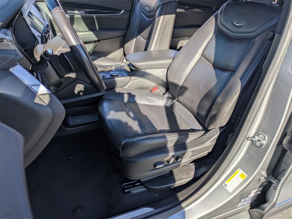 Used 2024 Cadillac XT5 Premium Luxury image 14