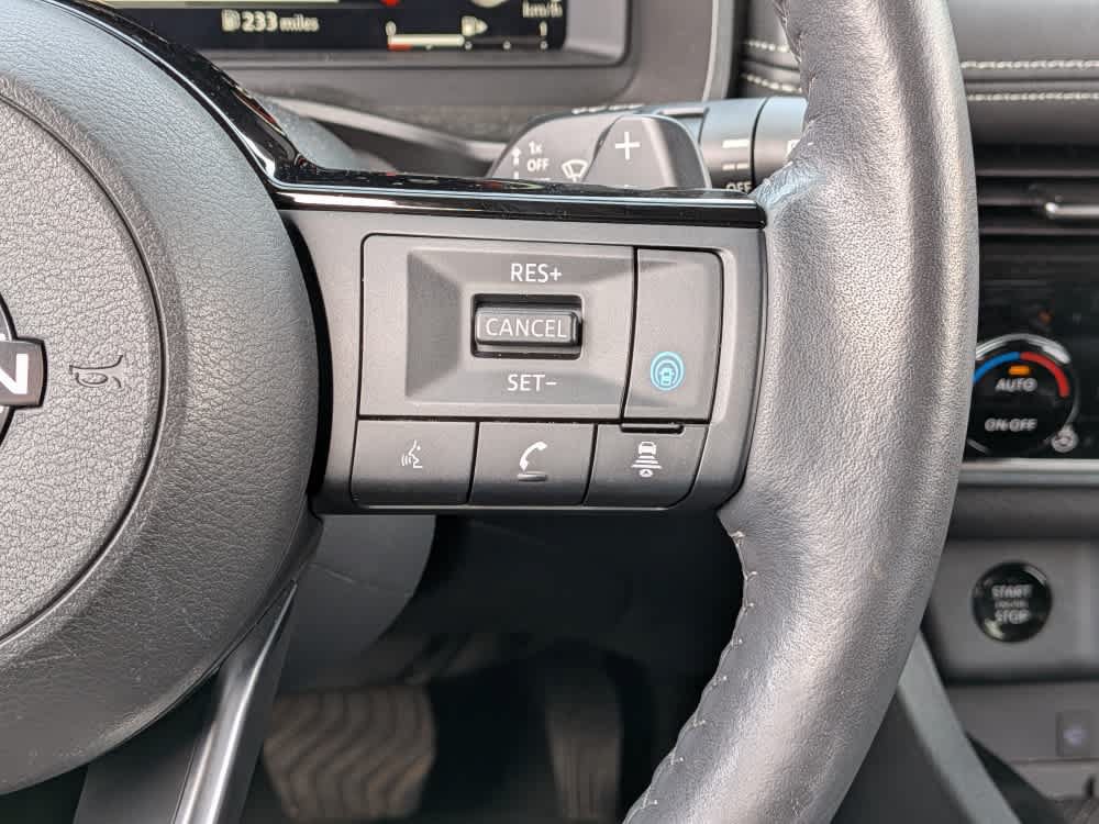 Used 2024 Nissan Rogue SL w/ SL Premium Package AWD/4WD image 26
