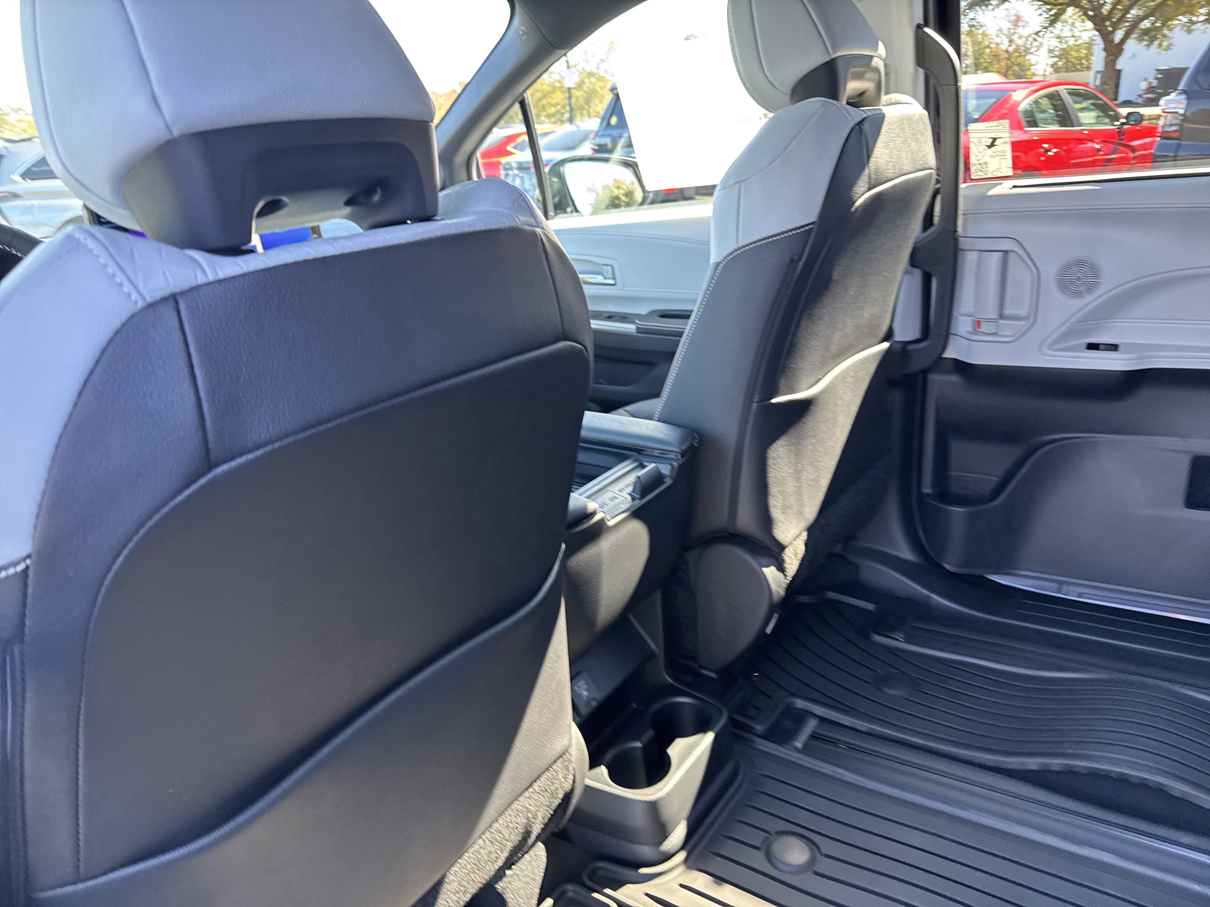 New 2026 Toyota Sienna XSE image 26