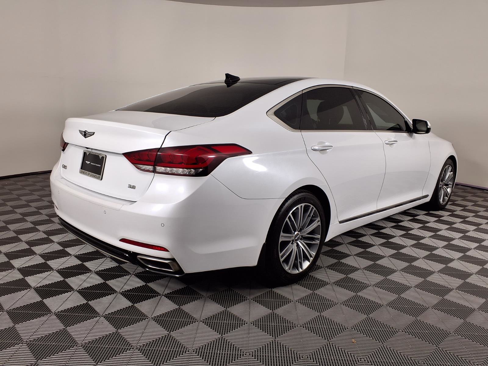 Used 2018 Genesis G80 3.8 w/ Option Group 03 RWD image 4